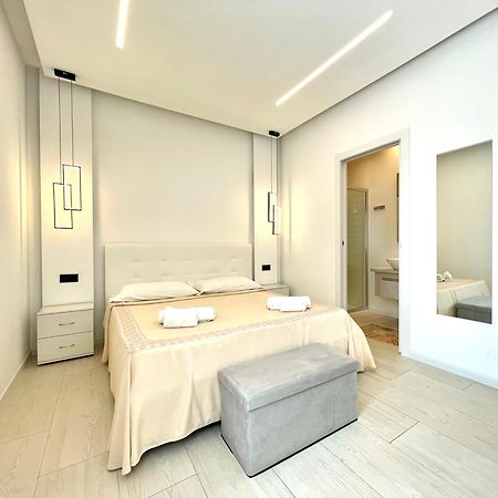 Magenta Rooms Olbia Esterno foto